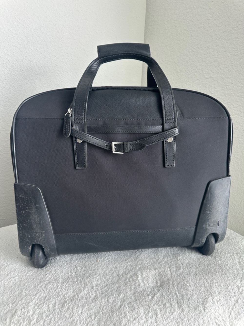 TUMI Arrive Black Compact‎ 2 Wheeled rolling Business Briefcase - 73013D2 - Picture 17 of 17